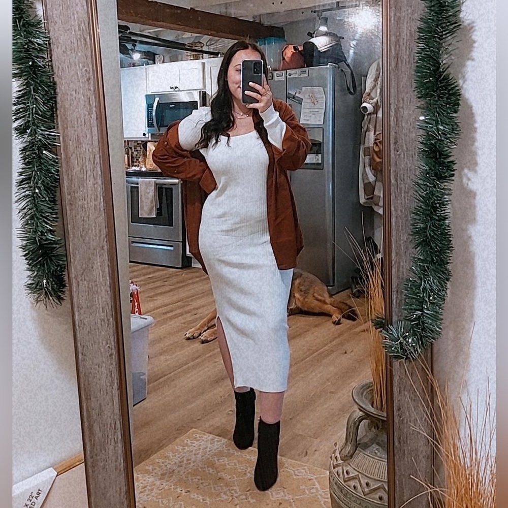 Ribbed white dress